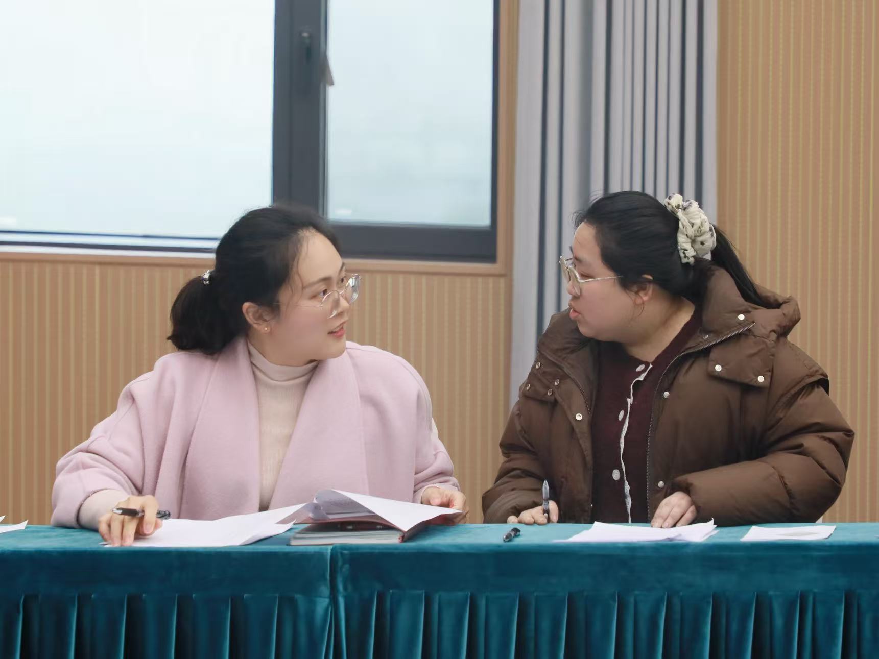 给文书“挑刺”，为质量“把脉” ——曾都区检察院开展文书评查活动